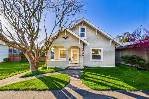 912 13th St, Fortuna, CA, 95540-2112 | Card Image