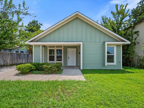 4612 Market St, Houston, TX, 77020-6429 | Card Image