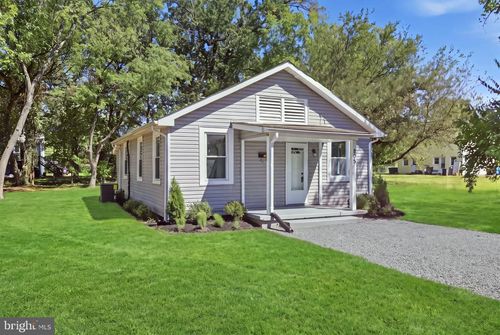 805 West St, LAUREL, MD, 20707-3529 | Card Image