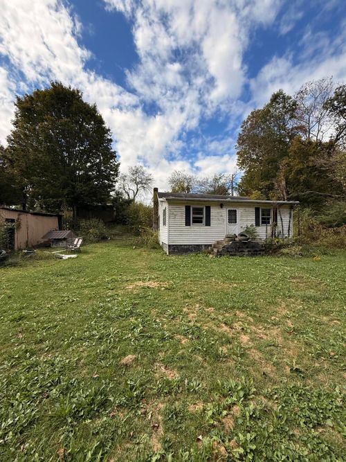 479 N Fishing Creek Rd, Kings Mountain, KY, 40442-9076 | Card Image