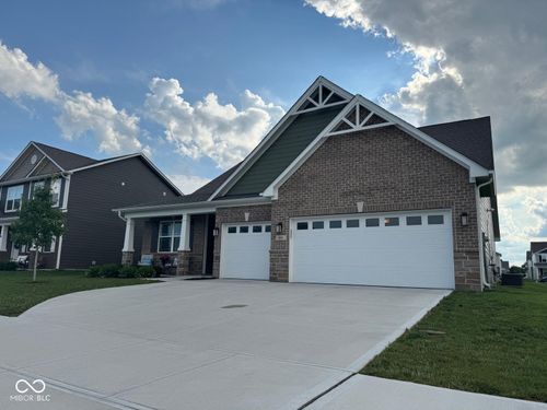 645 Kilmore Dr, Pendleton, IN, 46064-6449 | Card Image