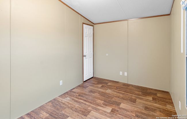 873 W Ave J, House other with 3 bedrooms, 2 bathrooms and null parking in Christine TX | Image 13