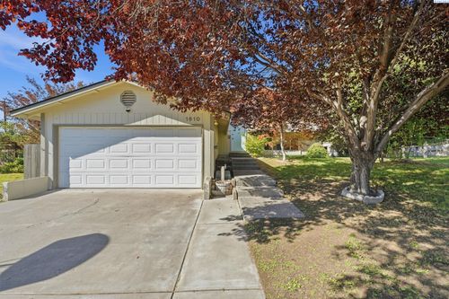 1610 Teal Ct, West Richland, WA, 99353-9538 | Card Image
