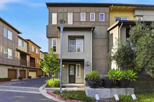 287 Odyssey Ln, Milpitas, CA, 95035-9074 | Card Image