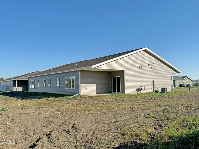 2912 Peach Tree Dr, Townhouse with 2 bedrooms, 2 bathrooms and null parking in Bismarck ND | Image 48