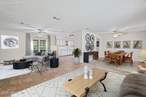 136 Hollywood Forest Dr, Fleming Island, FL, 32003-7816 | Card Image