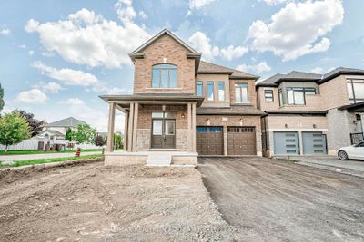 2 Waterfront Cres, House other with 4 bedrooms, 4 bathrooms and 6 parking in Whitby ON | Image 2