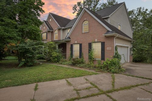 1068 Arboretum Ct, Saline, MI, 48176-1363 | Card Image
