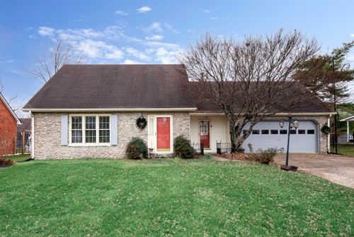 542 Berlin Dr, Versailles, KY, 40383-9527 | Card Image