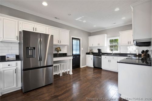 191 S Green St, Parkton, NC, 28371-9499 | Card Image