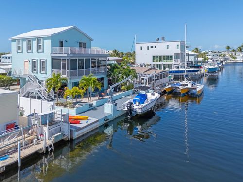 20 Pelican Rd, Key Largo, FL, 33037-3023 | Card Image