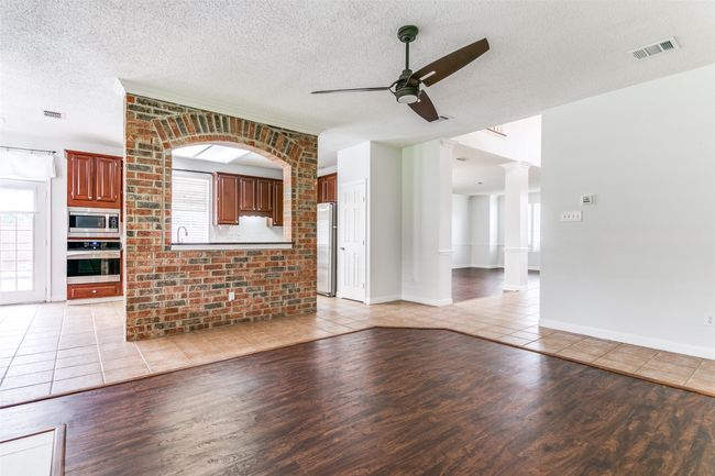 2410 Bowie Ln, House other with 5 bedrooms, 4 bathrooms and null parking in Grapevine TX | Image 10