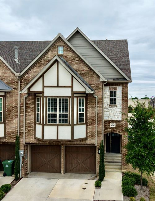 124 Canonbury Dr, Lewisville, TX, 75067-4905 | Card Image