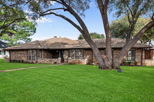 2306 Sunnyvale Rd, Grand Prairie, TX, 75050-1761 | Card Image