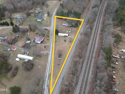 96 Pelham Loop Rd, Pelham, NC, 27311-8870 | Card Image