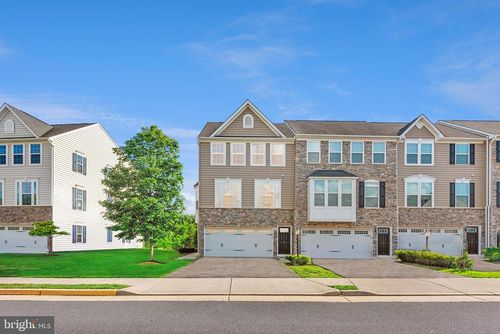 115 Hornbeam Dr, LAKE FREDERICK, VA, 22630-1900 | Card Image