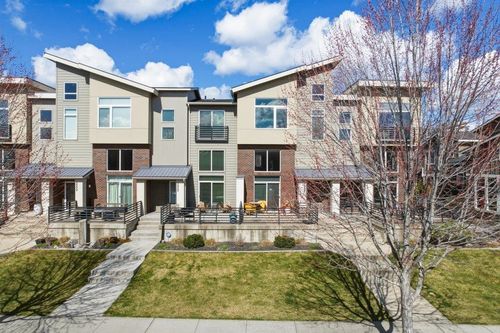 2220 W Summit Pkwy, Spokane, WA, 99201-7010 | Card Image