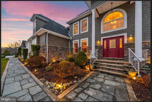 2 Grace Ct, Plainsboro, NJ, 08536-1625 | Card Image