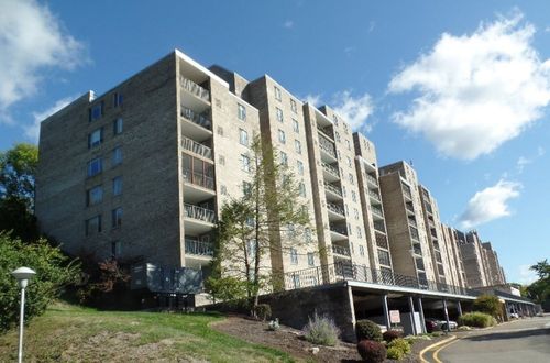 apt-701w-2160 Greentree Rd, Pittsburgh, PA, 15220-1439 | Card Image