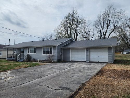 1807 Heagon Street, Lamar, MO, 64759 | Card Image