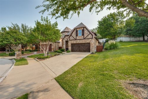 4046 E Hill Dr, Irving, TX, 75038-6211 | Card Image