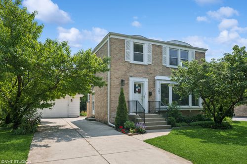 731 Patton Ave, Arlington Heights, IL, 60004-5239 | Card Image
