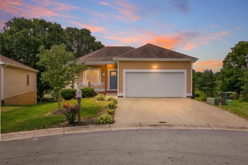 144 Grace Ct, Harrodsburg, KY, 40330-8838 | Card Image