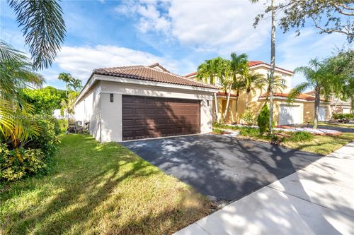 1592-1592 Salerno Cir, Weston, FL, 33327-1903 | Card Image