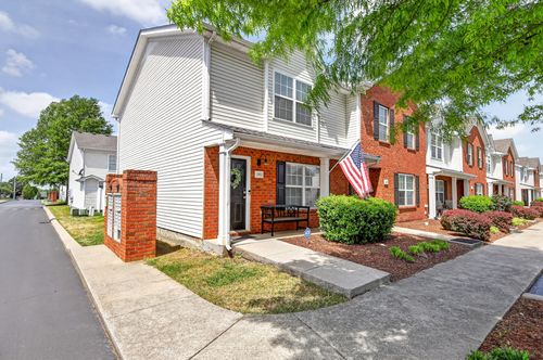 1011 Wolves Den Pl, Murfreesboro, TN, 37128-5188 | Card Image