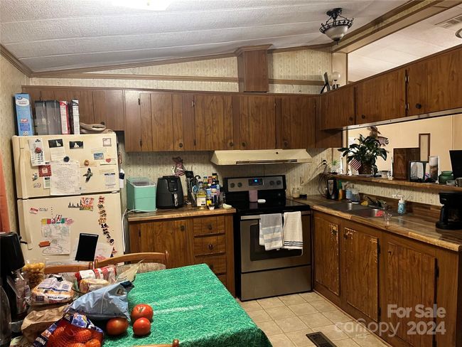1146 Peak Rd, House other with 3 bedrooms, 2 bathrooms and null parking in Creston NC | Image 5