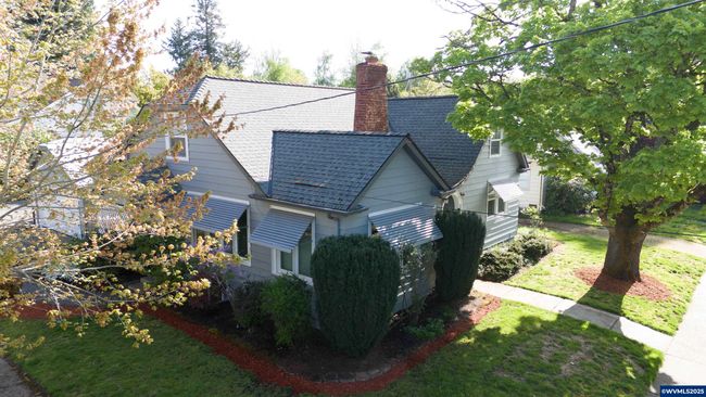 1511 D St Ne, House other with 5 bedrooms, 3 bathrooms and null parking in Salem OR | Image 5