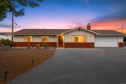 12166 Saddle Rock Rd, Lakeside, CA, 92040 | Card Image