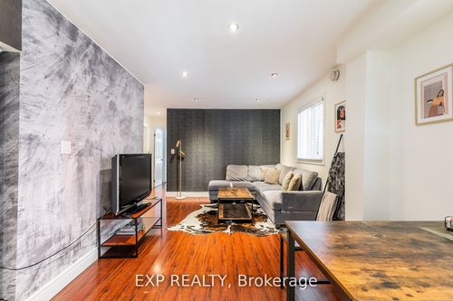 main-903.5 Bathurst St, Toronto, ON, M5R3G4 | Card Image