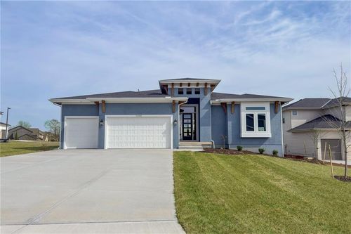 22005 W 99th Ter, Lenexa, KS, 66220 | Card Image