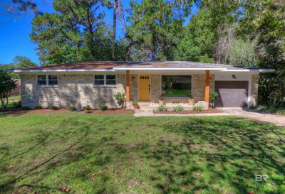 353 Patlynn Drive, House other with 3 bedrooms, 2 bathrooms and null parking in Fairhope AL | Image 2