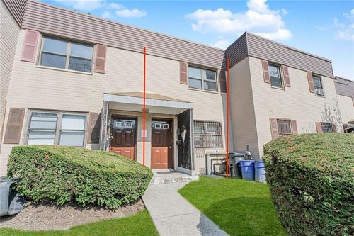2-14723 71st Ave, Flushing, NY, 11367-2008 | Card Image