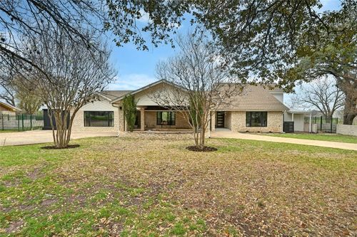 5700 Penick Dr, Austin, TX, 78741-5008 | Card Image