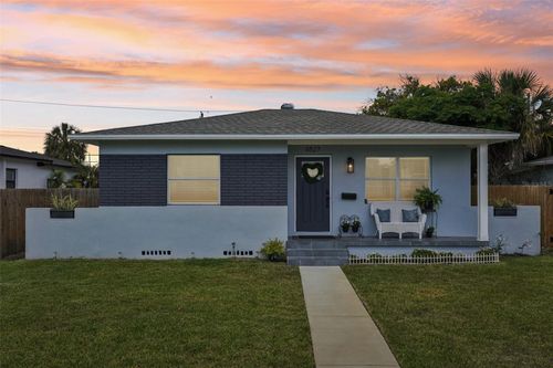 6527 3rd Ave S, ST PETERSBURG, FL, 33707-1315 | Card Image