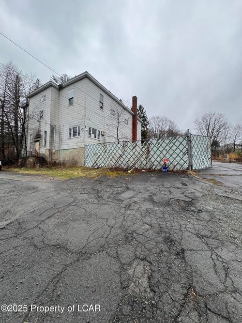 786 Main St, Simpson, PA, 18407-1269 | Card Image