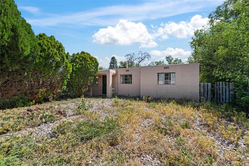 131 Spruce St, Santa Fe, NM, 87501-1621 | Card Image