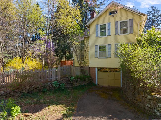 191 Long Hill Rd, House other with 4 bedrooms, 2 bathrooms and 4 parking in Middletown CT | Image 4