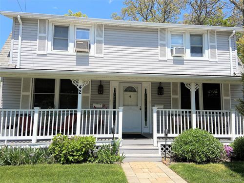 left-42 Hamilton Rd, N Merrick, NY, 11566-1867 | Card Image