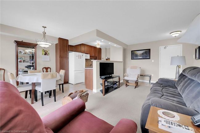 512 - 793 Colborne St, House attached with 3 bedrooms, 1 bathrooms and 2 parking in Brantford ON | Image 11