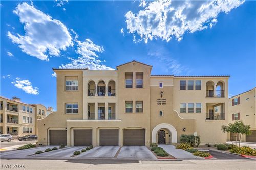 4104-2555 Hampton Rd, Henderson, NV, 89052-7175 | Card Image