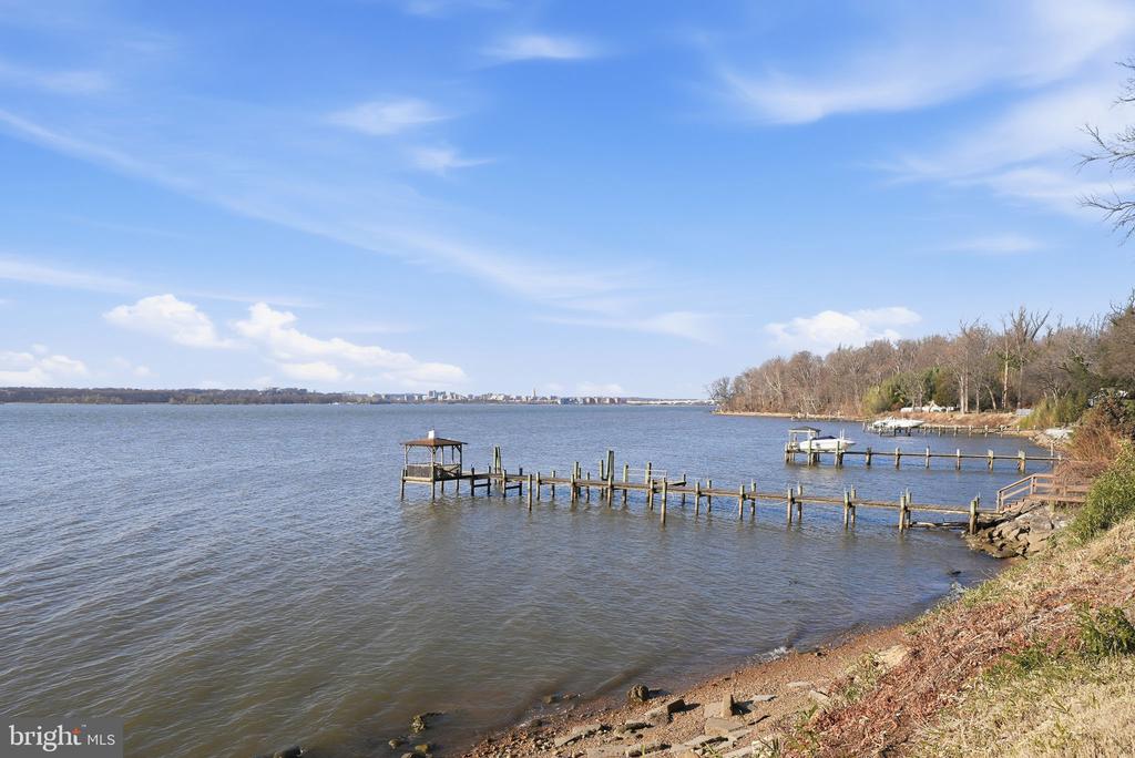 Land in FORT WASHINGTON 4
