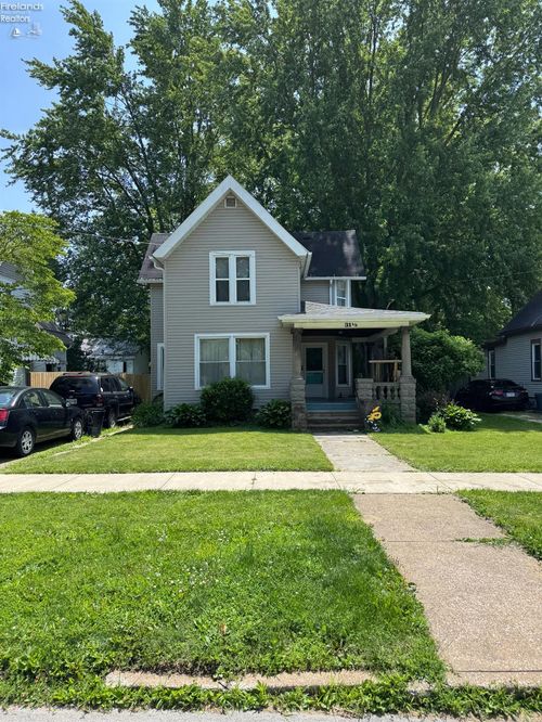 31 Walnut St, Norwalk, OH, 44857-2338 | Card Image