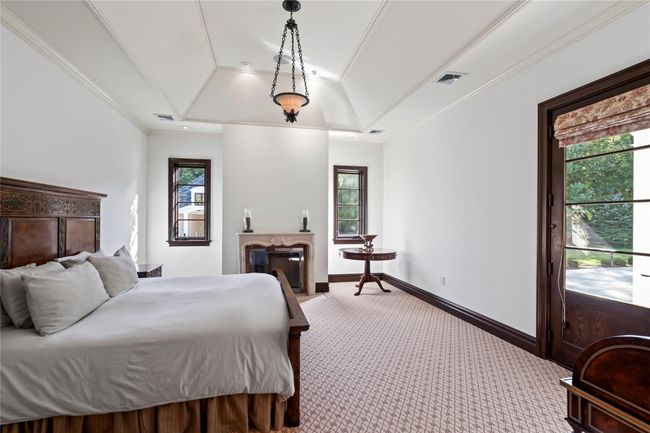 View of mudroom | Image 18