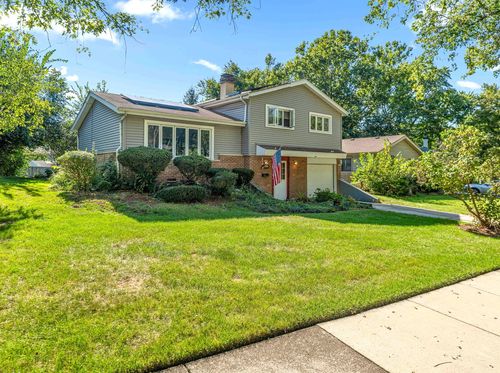 9137 W 91st Pl, Hickory Hills, IL, 60457-1635 | Card Image