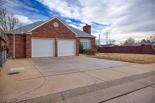 1219 Regency Ct, Kingfisher, OK, 73750-4251 | Card Image