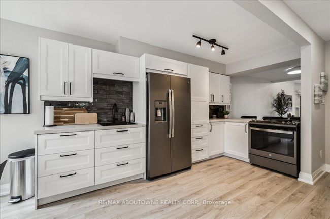 123 - 2110 Cleaver Ave, Condo with 2 bedrooms, 1 bathrooms and null parking in Burlington ON | Image 8